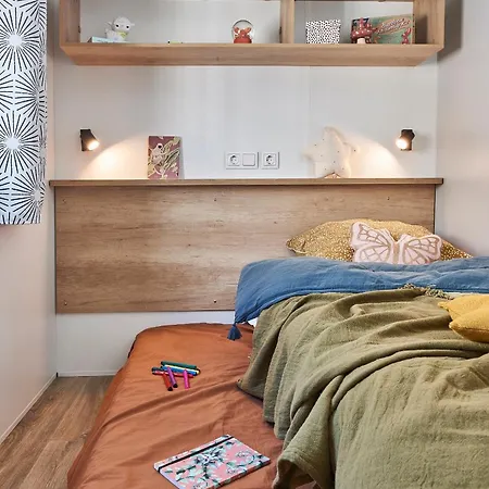 Mobil-home 6 A 8 Personnes * Ascou